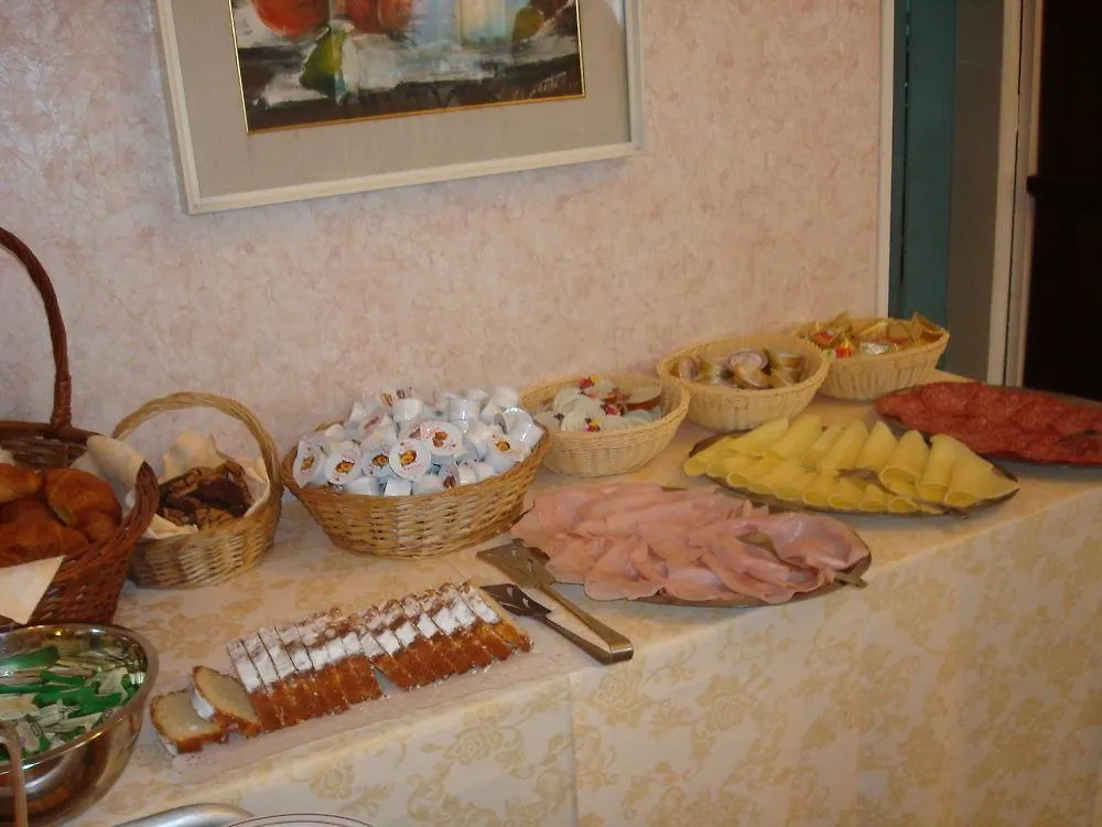 Hotel Marlisa Pier Lido di Jesolo Italy